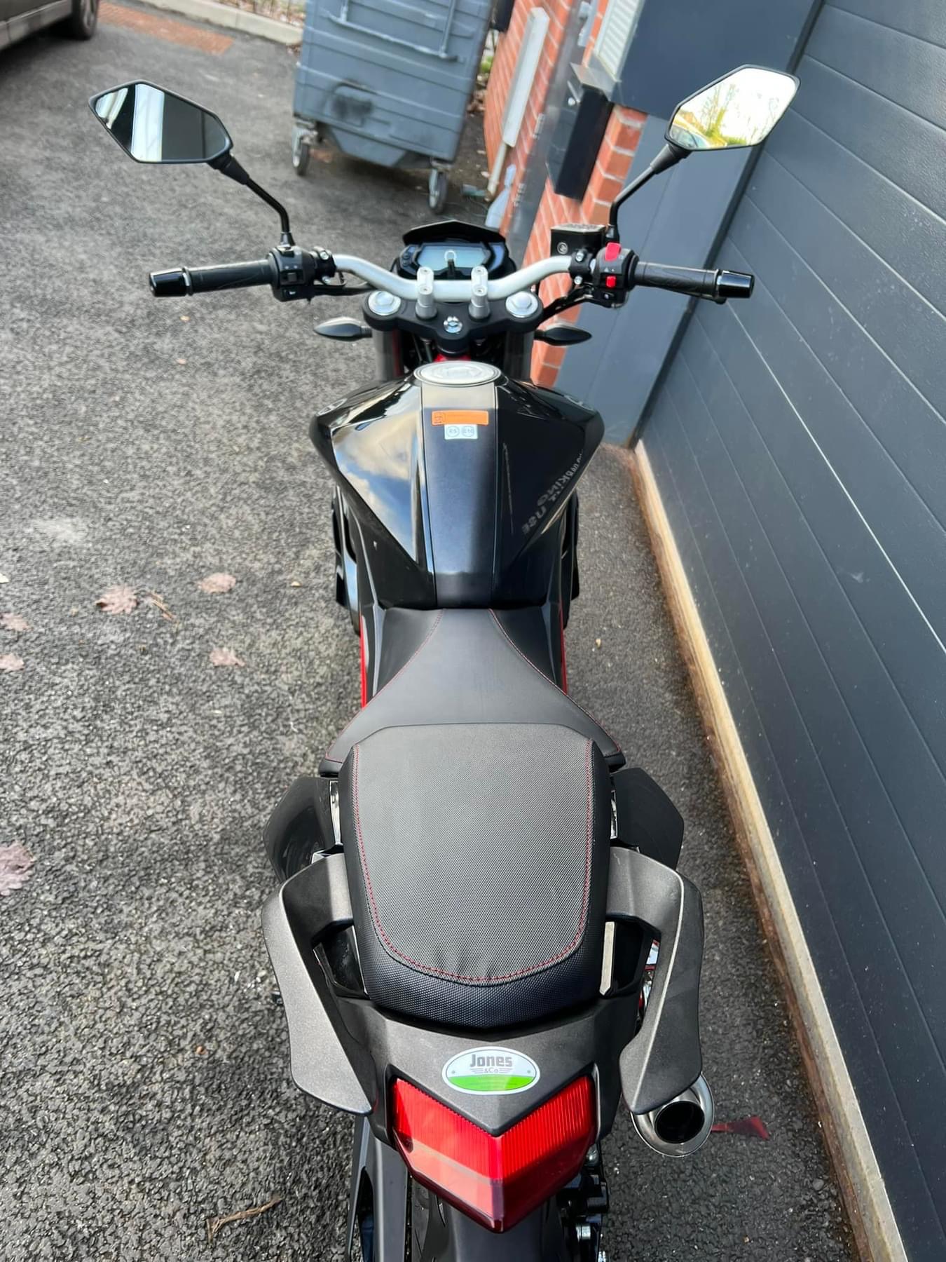 Benelli  BN 125 2021