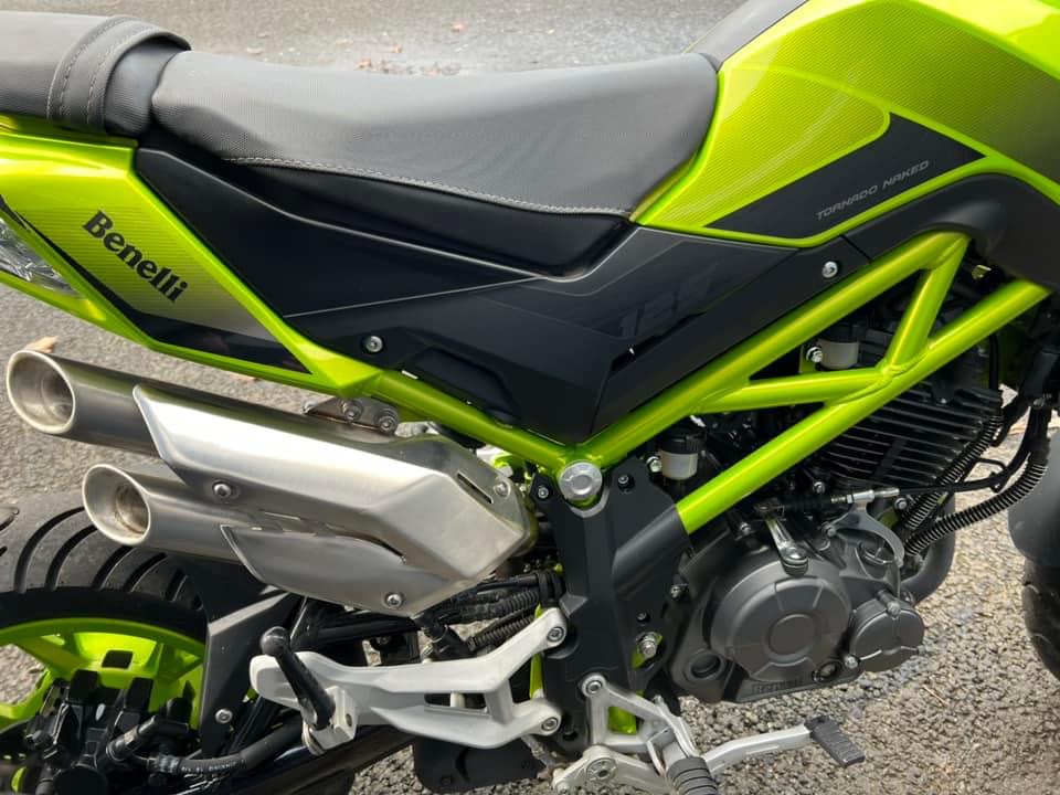 Benelli  TNT 125  2021